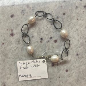 Antique Elegant Pearl and Silver Bracelet
